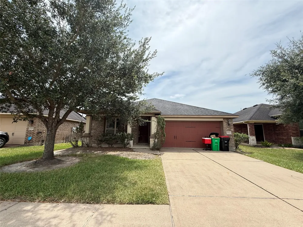 1711 Cadbury Castle Lane Fresno, TX 77545