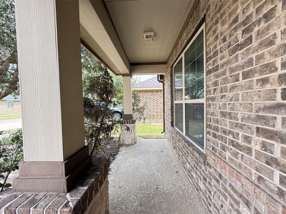 1711 Cadbury Castle Lane Fresno, TX 77545