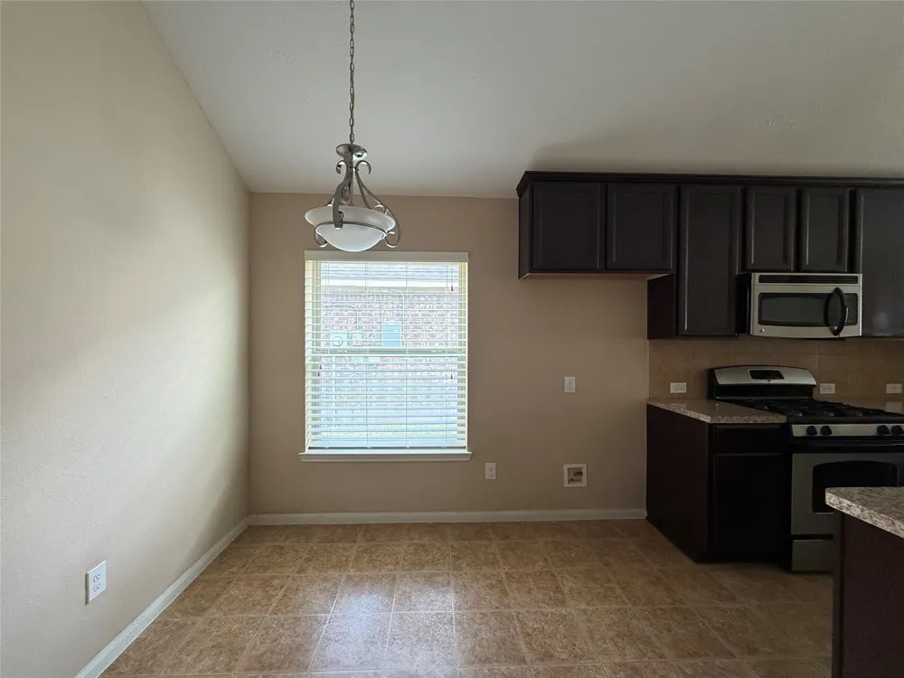 1711 Cadbury Castle Lane Fresno, TX 77545