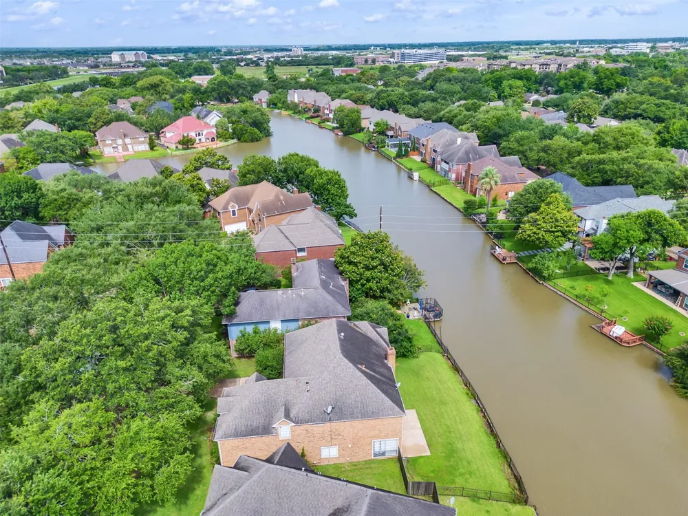 1127 Gloria Court Sugar Land, TX 77478