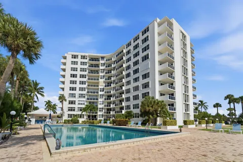 2800 Flagler Drive #303