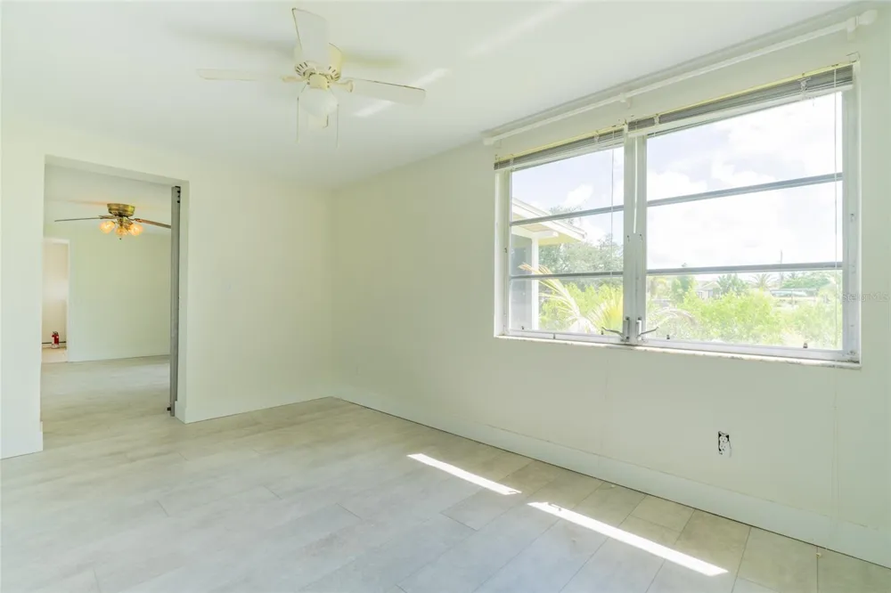 605 BARNES PARKWAY Nokomis, FL 34275