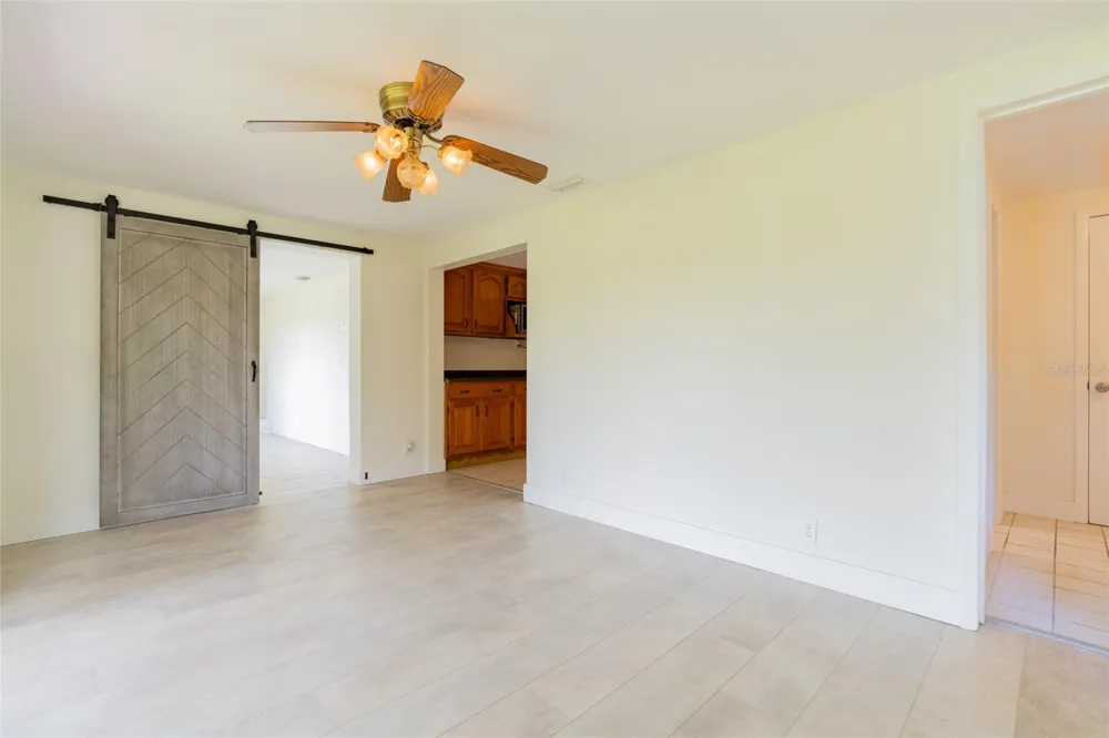 605 BARNES PARKWAY Nokomis, FL 34275