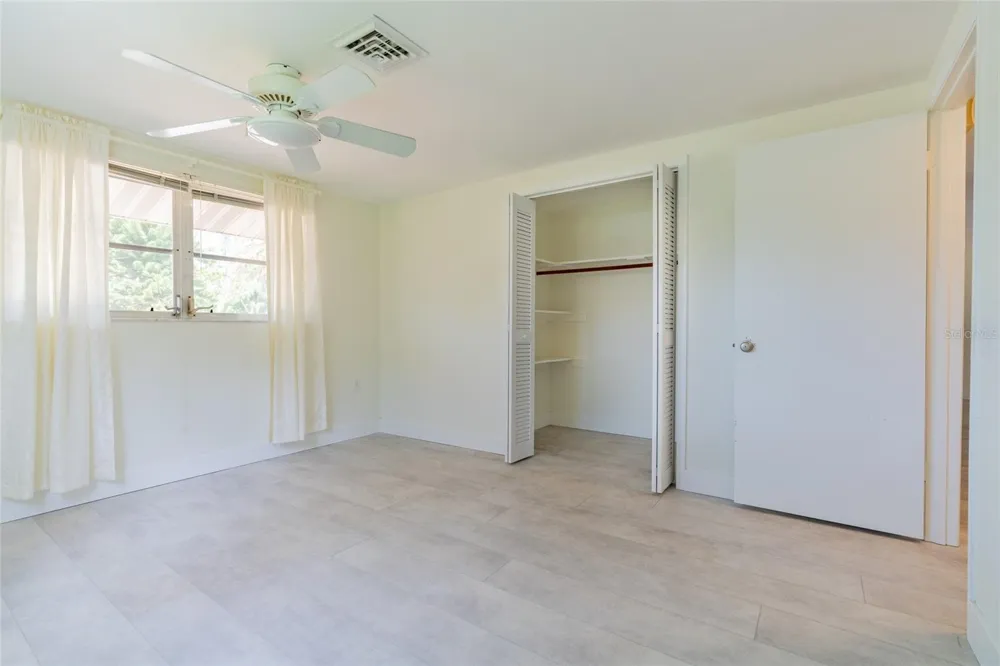 605 BARNES PARKWAY Nokomis, FL 34275