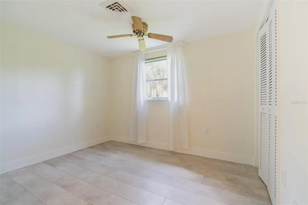 605 BARNES PARKWAY Nokomis, FL 34275