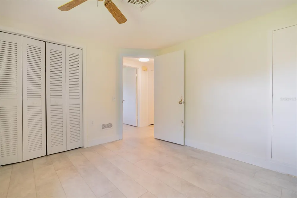 605 BARNES PARKWAY Nokomis, FL 34275