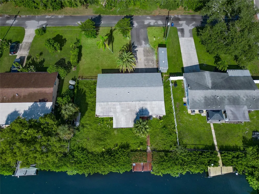 605 BARNES PARKWAY Nokomis, FL 34275