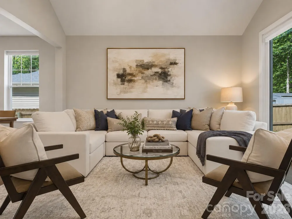 129 S Gardner Avenue Charlotte, NC 28208