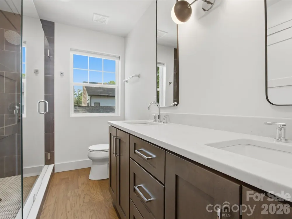 129 S Gardner Avenue Charlotte, NC 28208