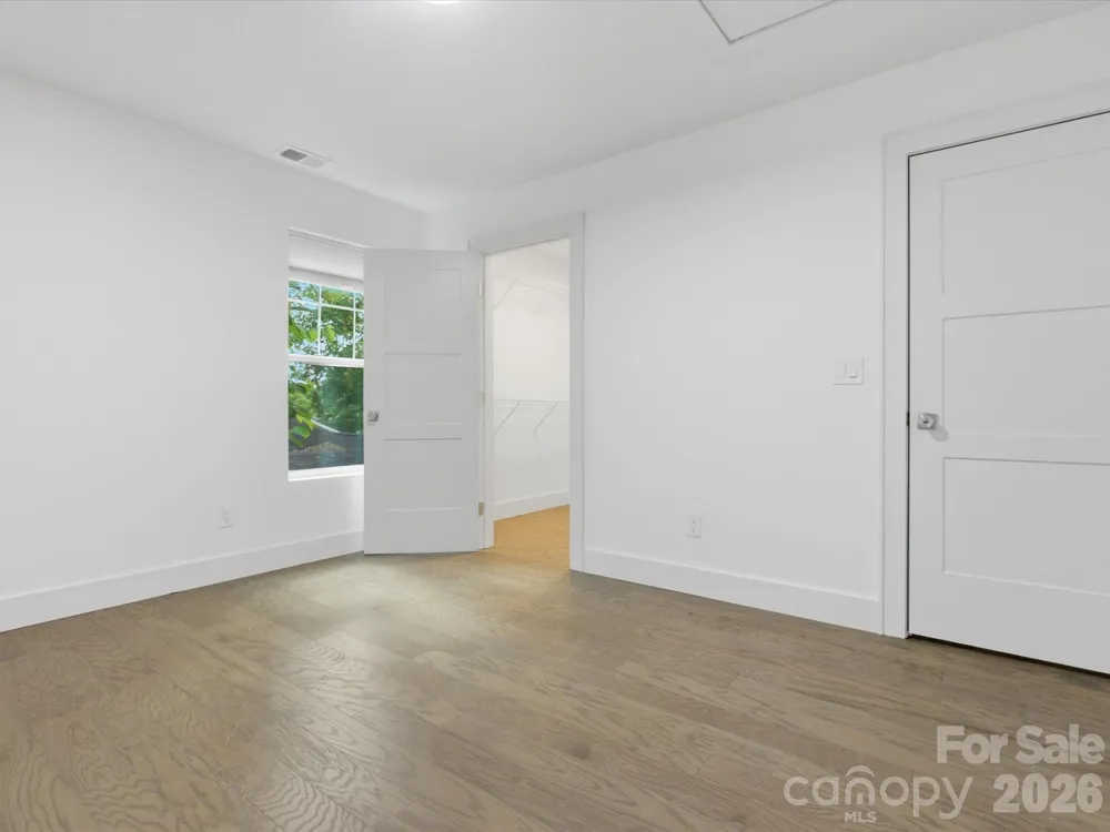 129 S Gardner Avenue Charlotte, NC 28208