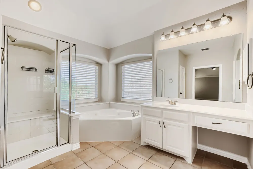 1343 Valley Vista Drive Irving, TX 75063