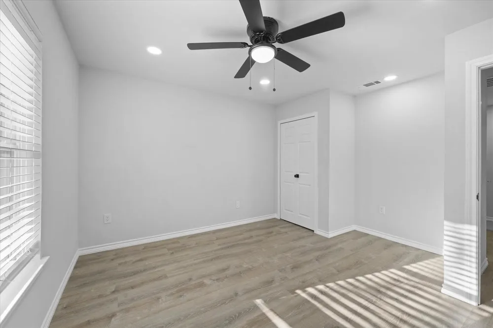 1122 S Oak Cliff Boulevard Dallas, TX 75208