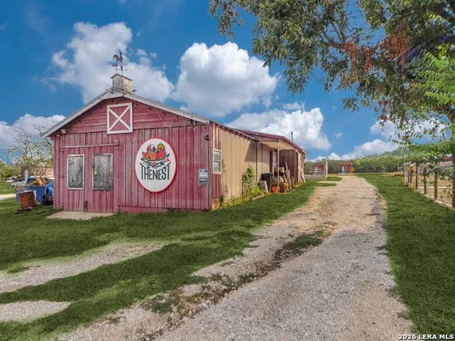 8161 State Highway 16 Pipe Creek, TX 78063