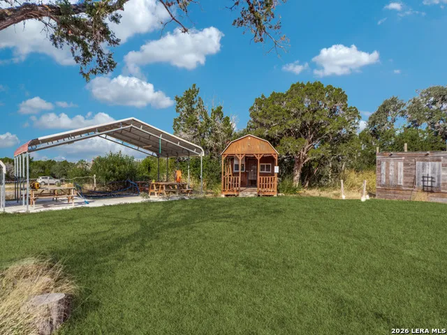 8161 State Highway 16 Pipe Creek, TX 78063