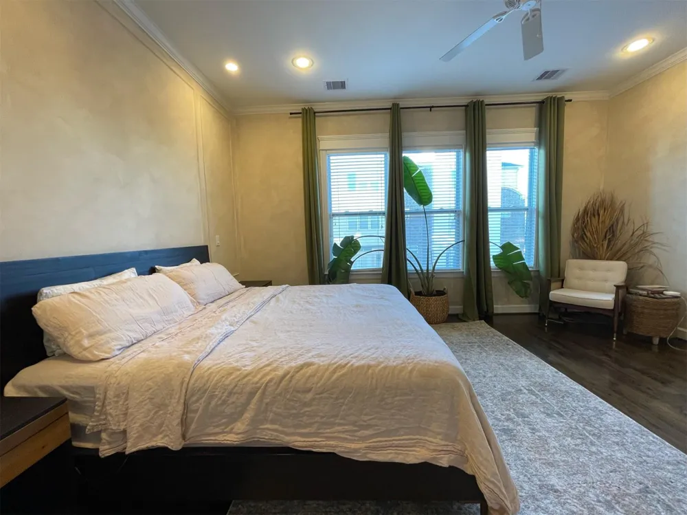 1414 Beachton Street Houston, TX 77007
