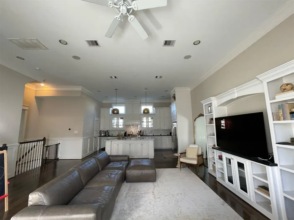 1414 Beachton Street Houston, TX 77007