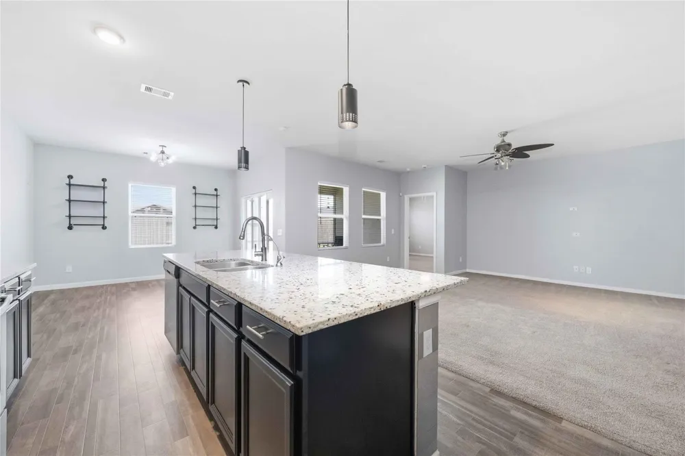 10125 Pappas Dr Drive Brookshire, TX 77423