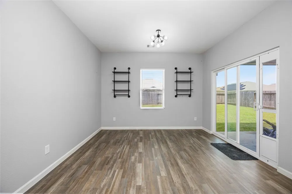 10125 Pappas Dr Drive Brookshire, TX 77423