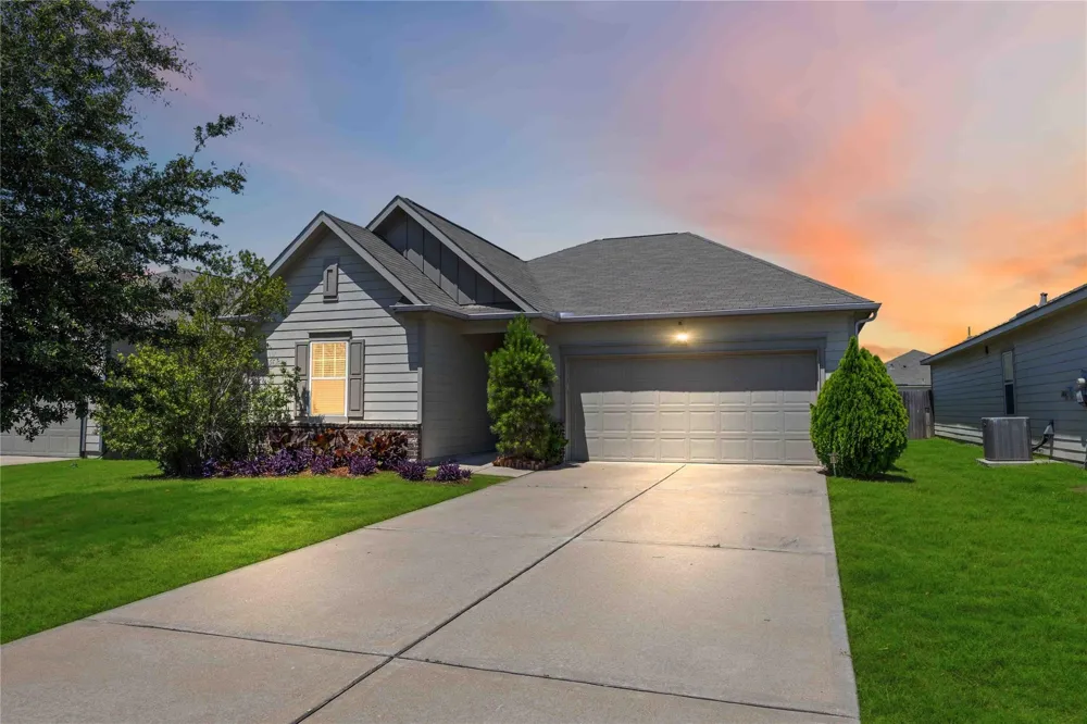 10125 Pappas Dr Drive Brookshire, TX 77423