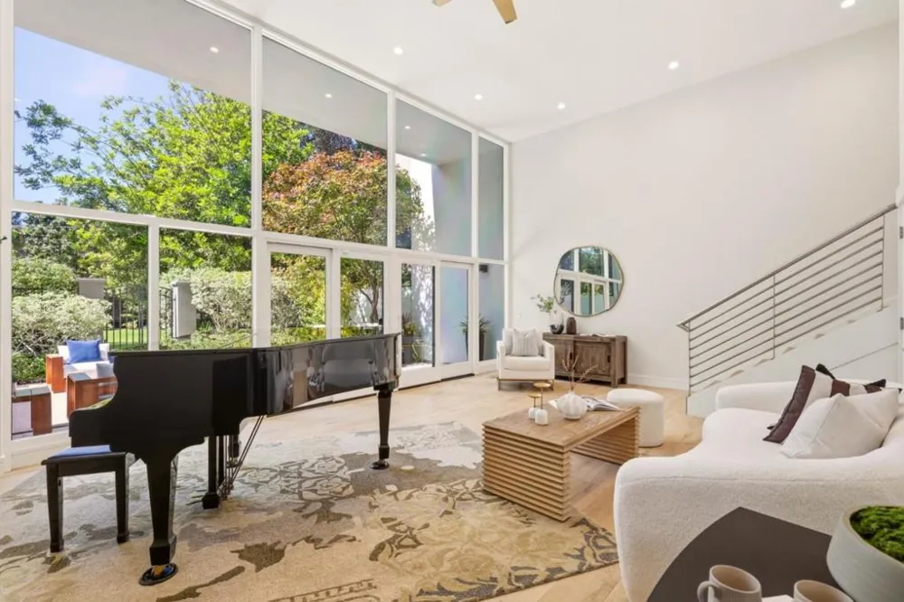 161 Stone Pine Lane Menlo Park, CA 94025