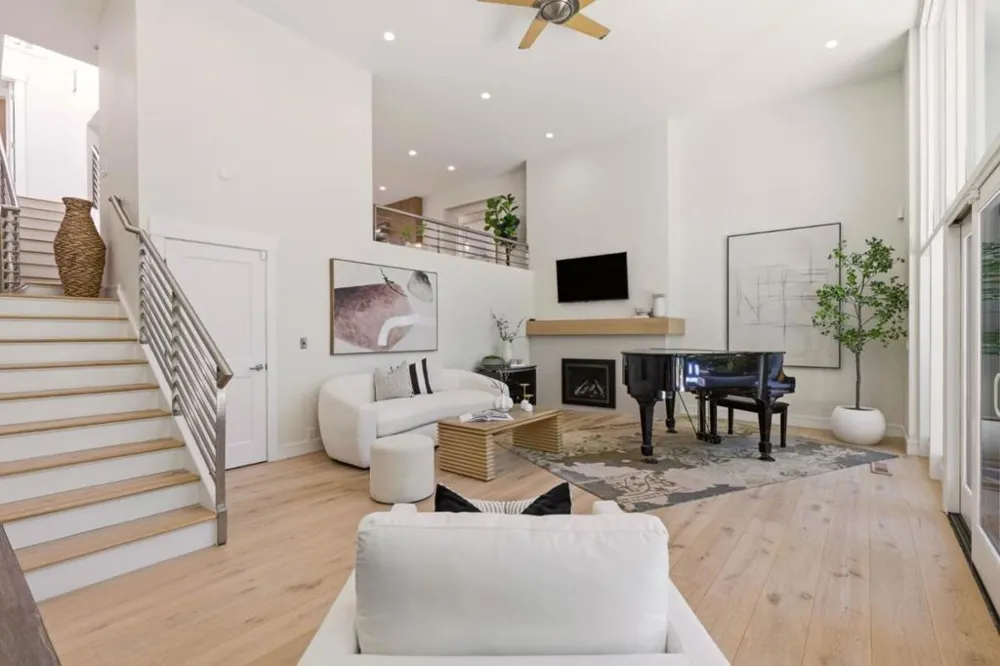 161 Stone Pine Lane Menlo Park, CA 94025