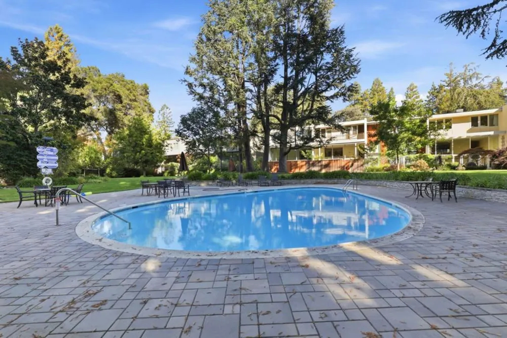 161 Stone Pine Lane Menlo Park, CA 94025