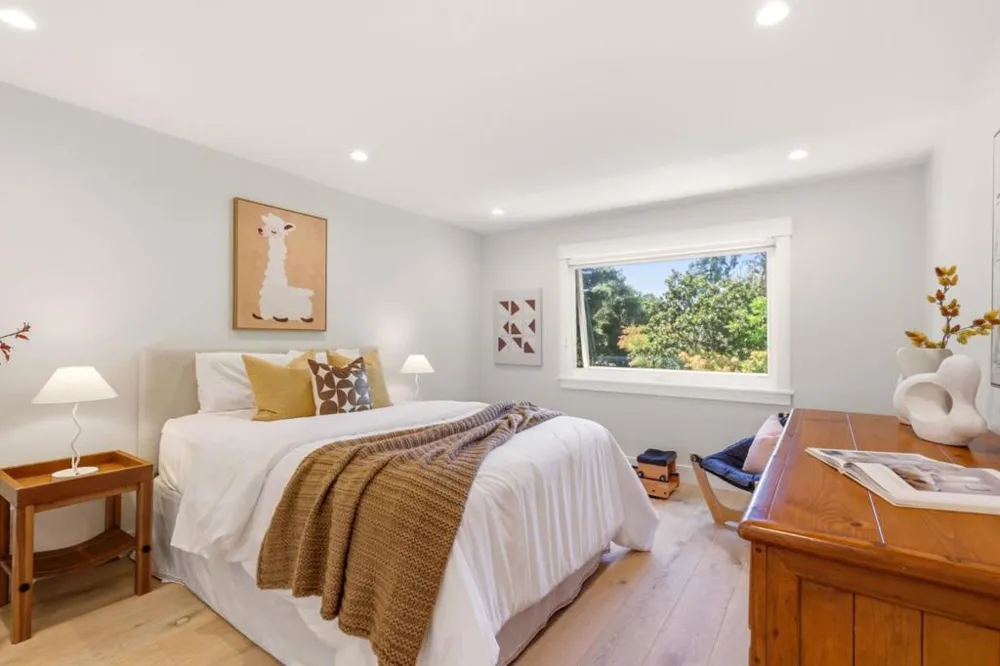 161 Stone Pine Lane Menlo Park, CA 94025