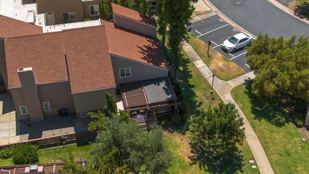 23952 Green Haven Ramona, CA 92065