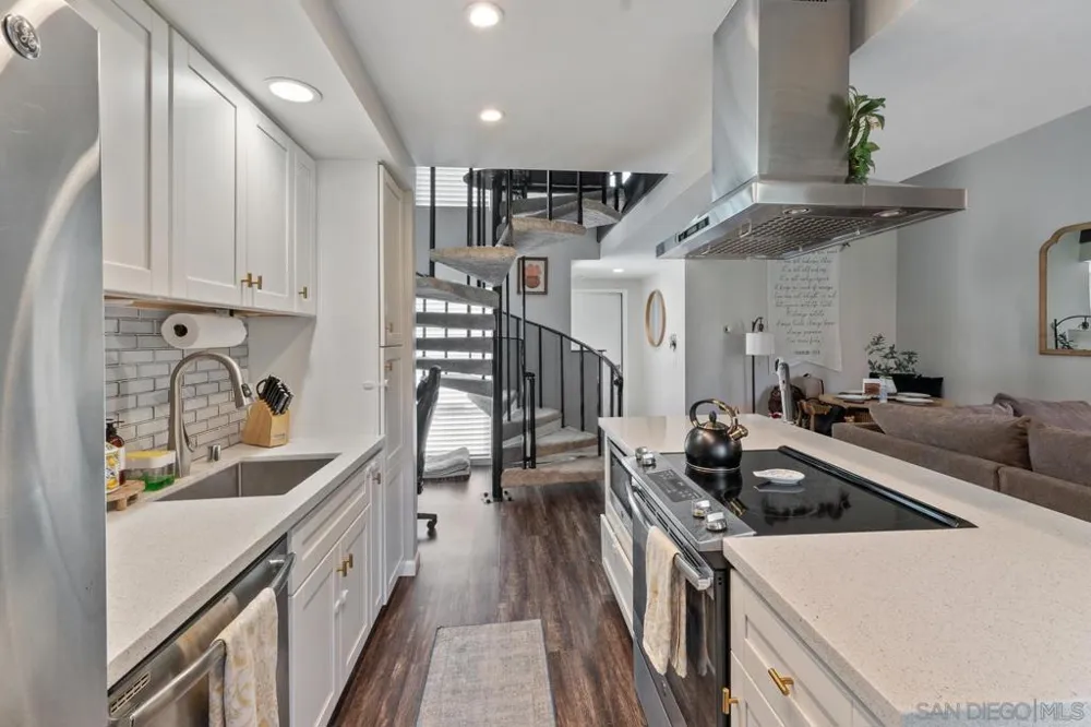 23952 Green Haven Ramona, CA 92065
