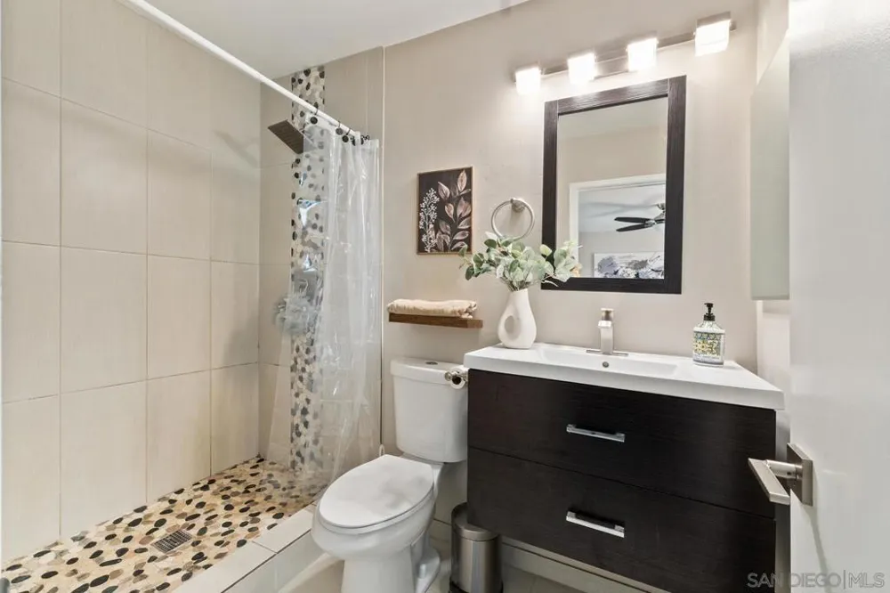 23952 Green Haven Ramona, CA 92065