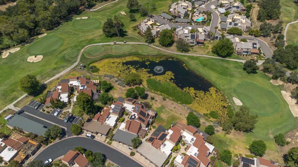 23952 Green Haven Ramona, CA 92065