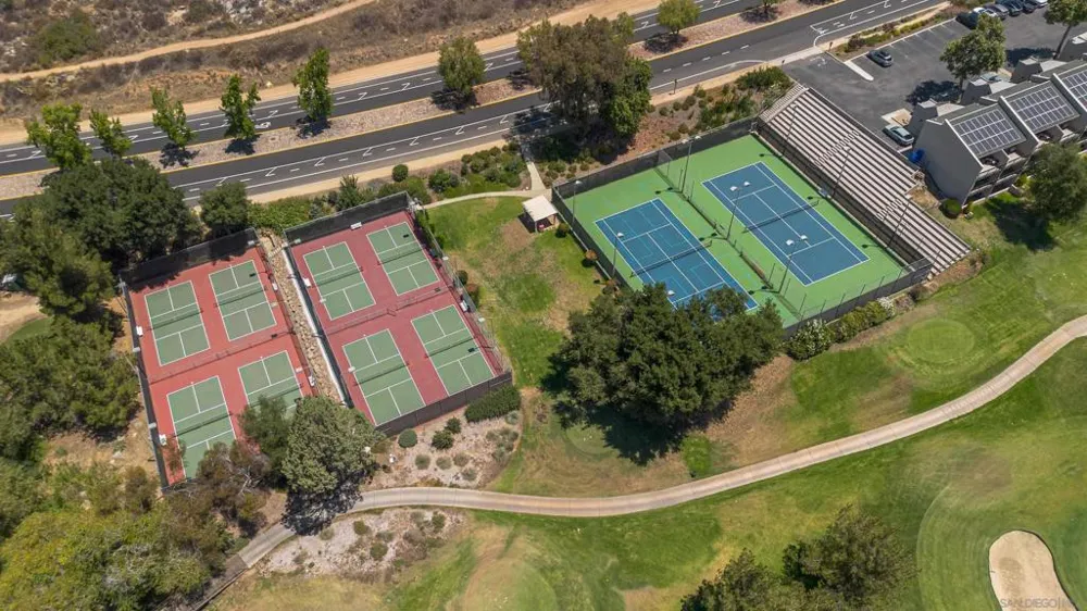 23952 Green Haven Ramona, CA 92065
