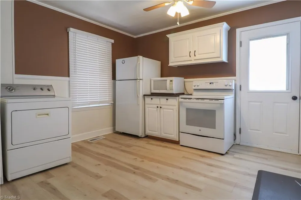227 Albany Street Burlington, NC 27215