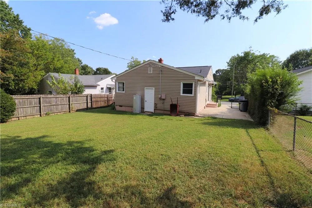 227 Albany Street Burlington, NC 27215