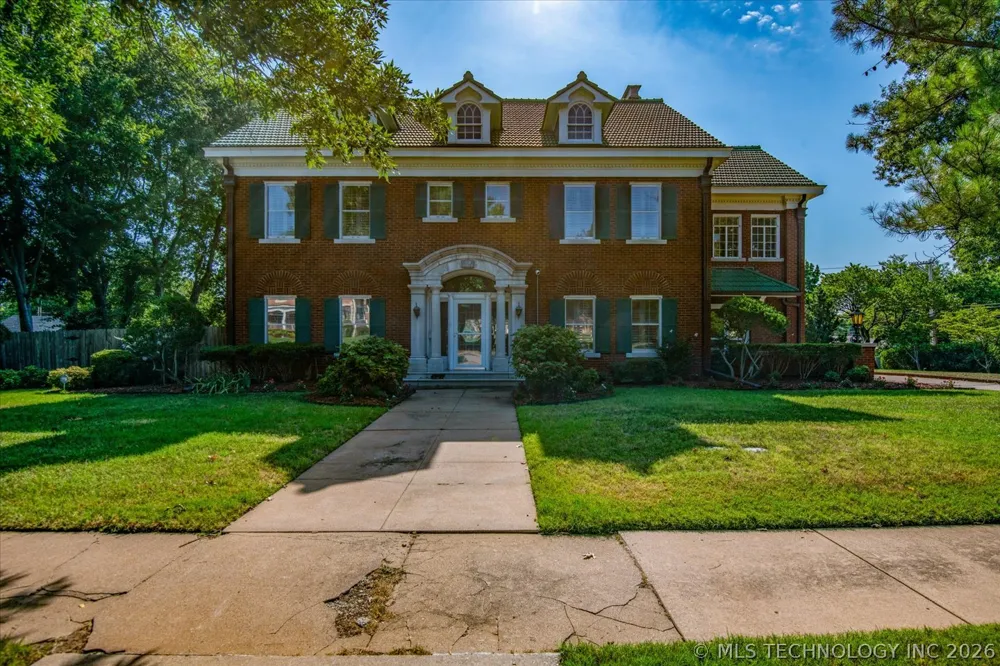 1110 S Cherokee Avenue Bartlesville, OK 74003