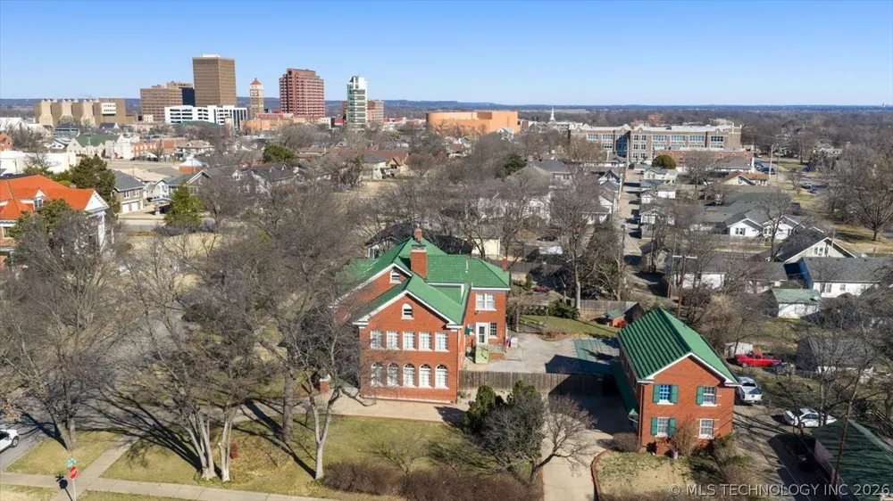 1110 S Cherokee Avenue Bartlesville, OK 74003