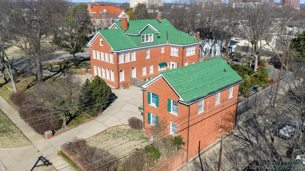 1110 S Cherokee Avenue Bartlesville, OK 74003