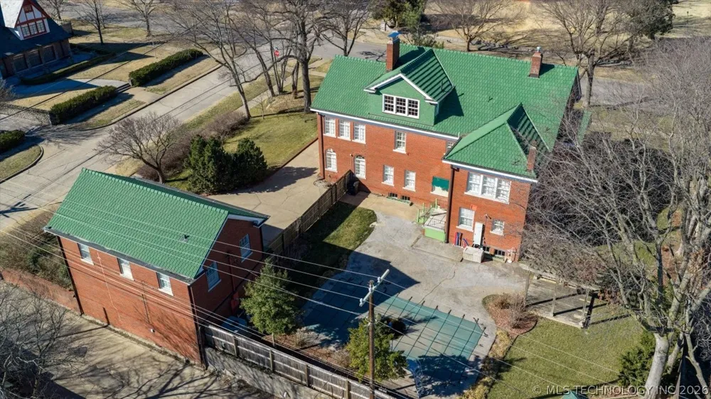 1110 S Cherokee Avenue Bartlesville, OK 74003