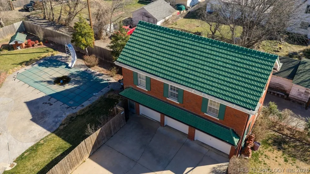 1110 S Cherokee Avenue Bartlesville, OK 74003