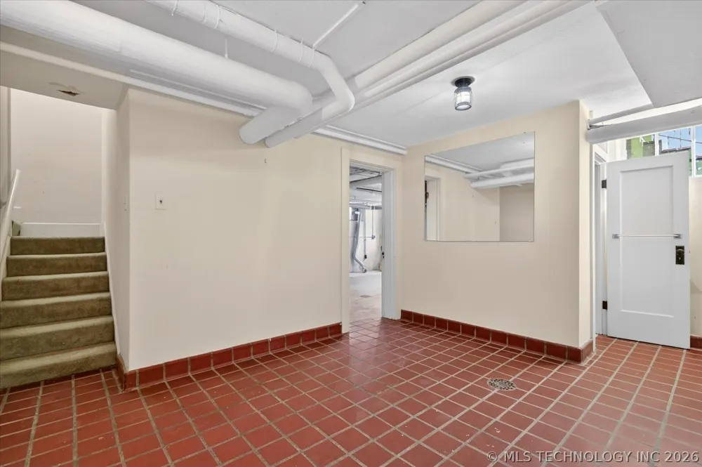 1110 S Cherokee Avenue Bartlesville, OK 74003