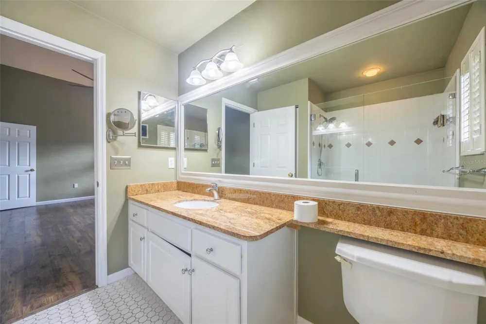 5087 NW 21ST TERRACE Gainesville, FL 32605