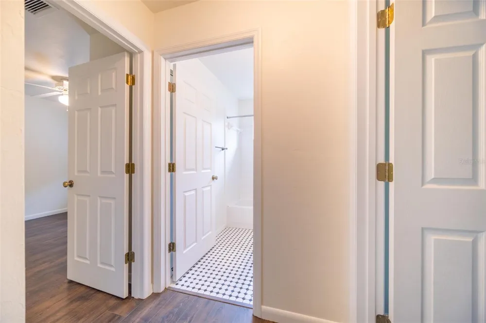 5087 NW 21ST TERRACE Gainesville, FL 32605