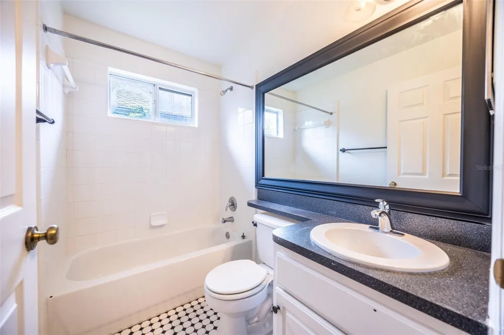 5087 NW 21ST TERRACE Gainesville, FL 32605
