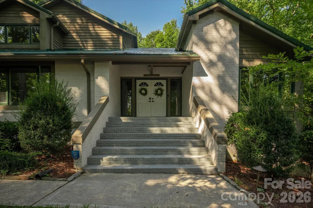 4418 Horseshoe Bend Matthews, NC 28104