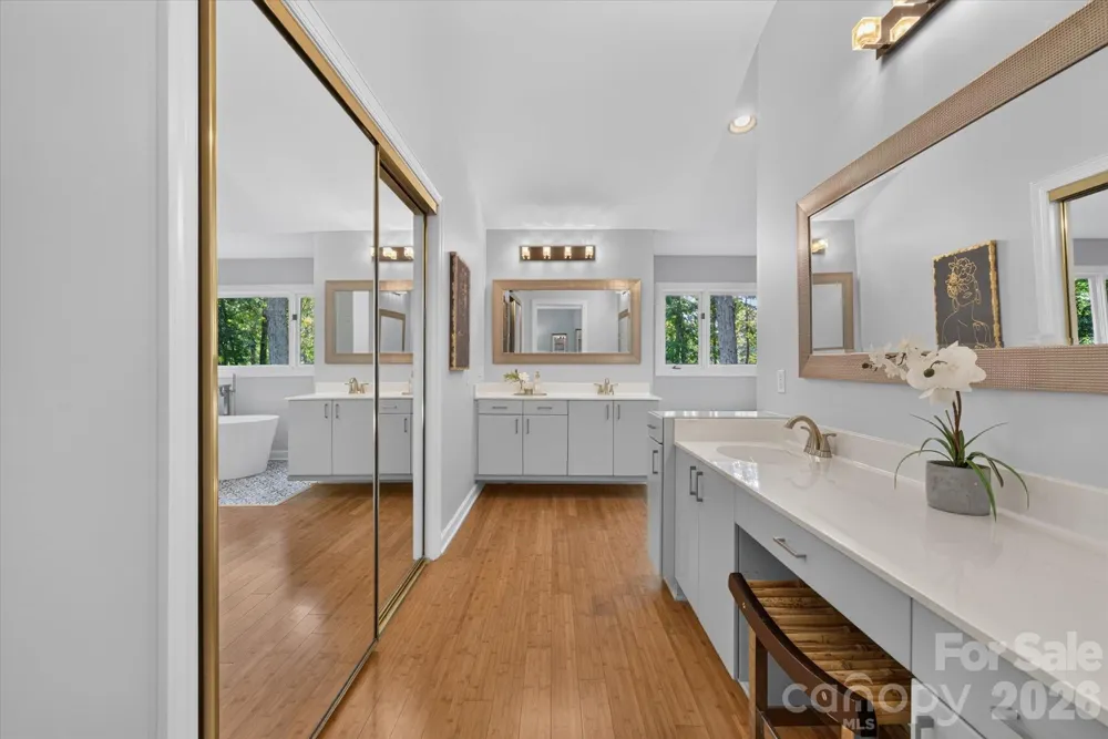 4418 Horseshoe Bend Matthews, NC 28104