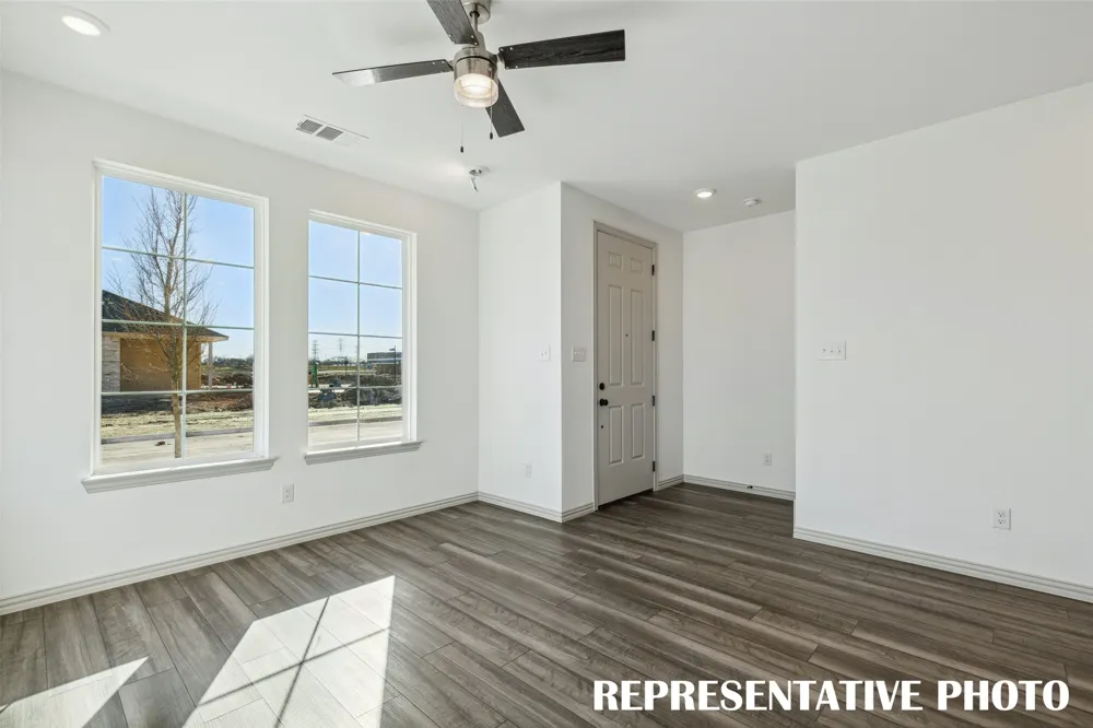 5304 Springlake Parkway Haltom City, TX 76117