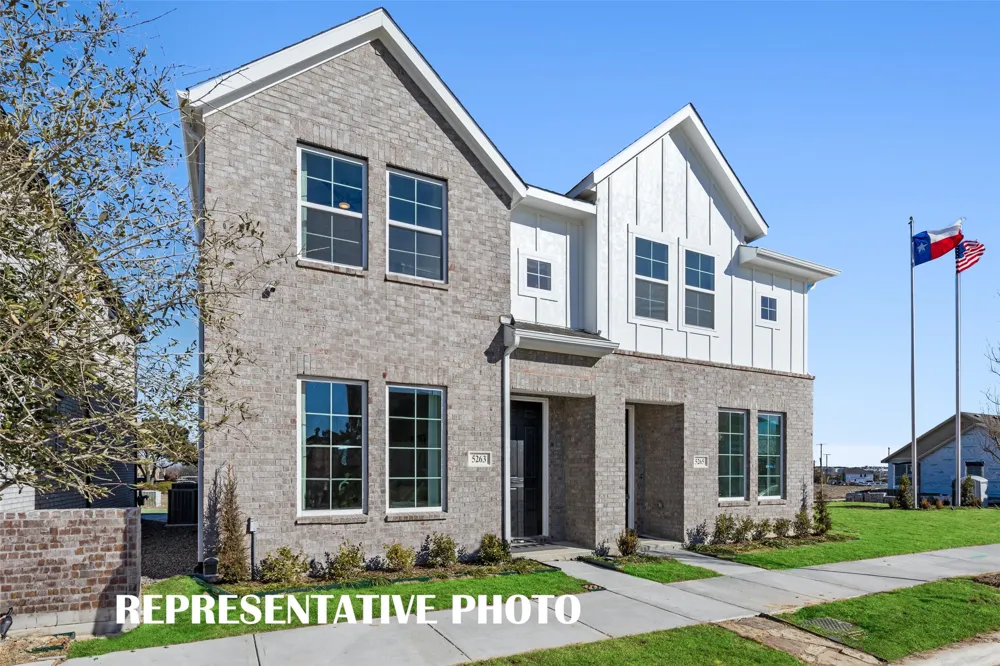 5208 Springlake Parkway Haltom City, TX 76117