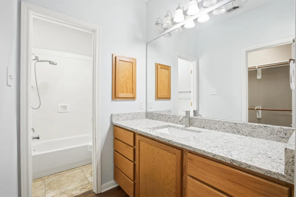1945 Dorothy Lane Sealy, TX 77474