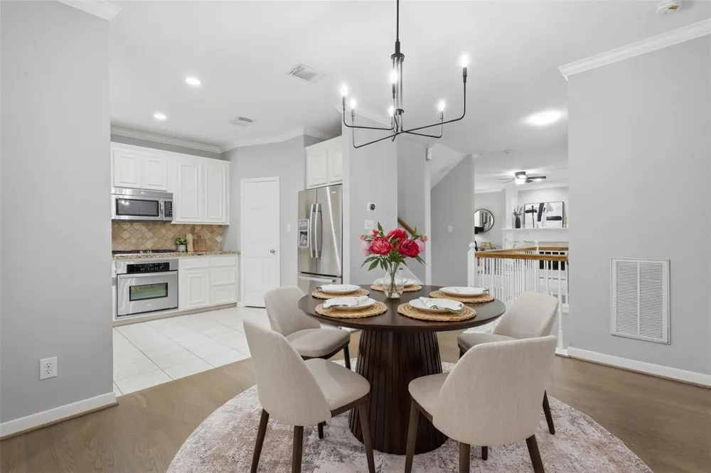 832 Cohn Street Houston, TX 77007