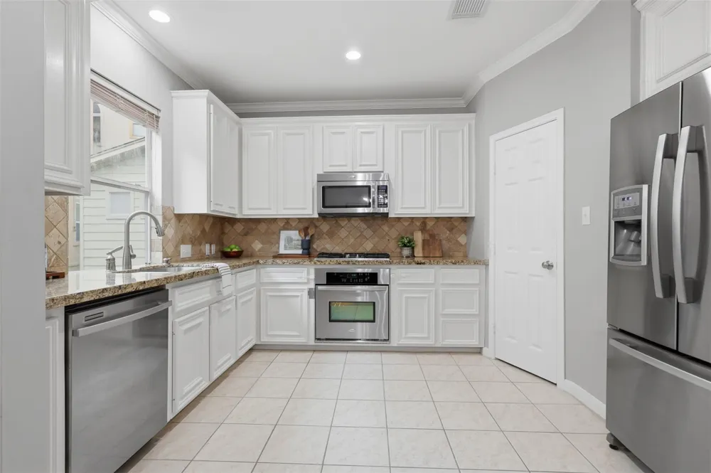832 Cohn Street Houston, TX 77007